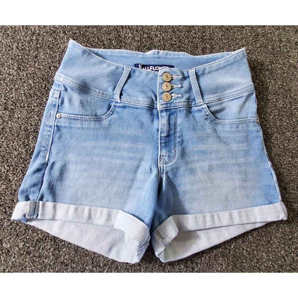 Wallflower Jean Shorts Women's 7 Blue Denim Light Wash Mid Rise Cuffed Stretch
